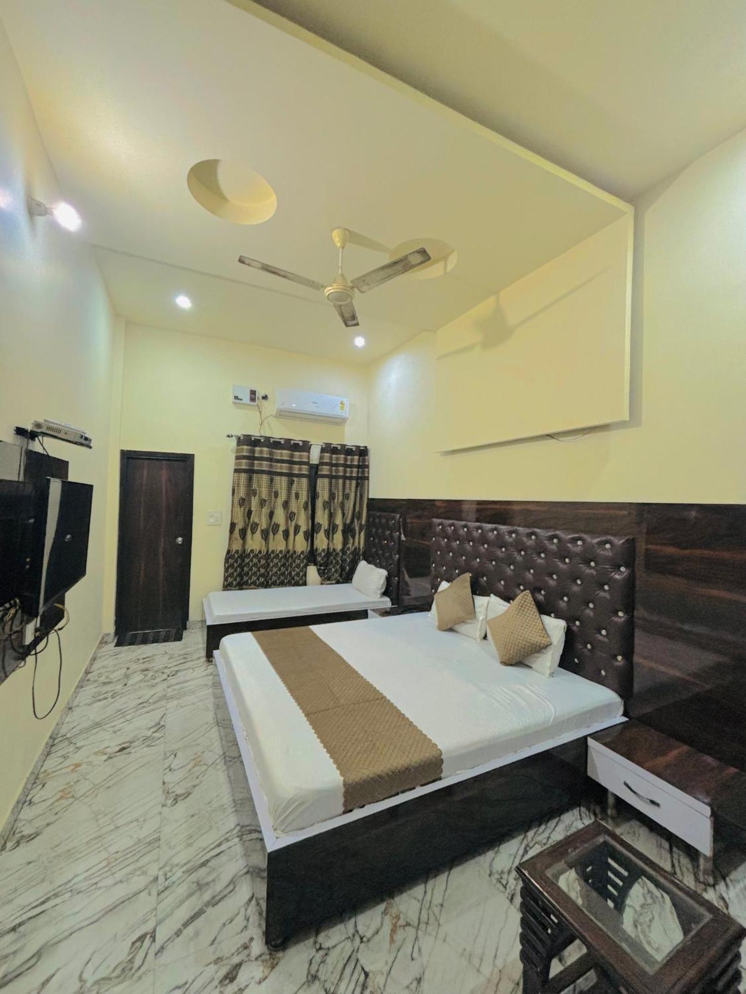 Shiv Shankar Guest House Амритсар Экстерьер фото